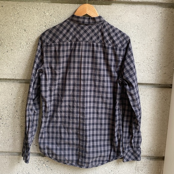 Calvin Klein Button Down Plaid - Picture 7 of 7